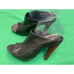 BCBGMaxAzria Jeremy Black Leather 4.5 Wooden Heels Mules Size 8.5B